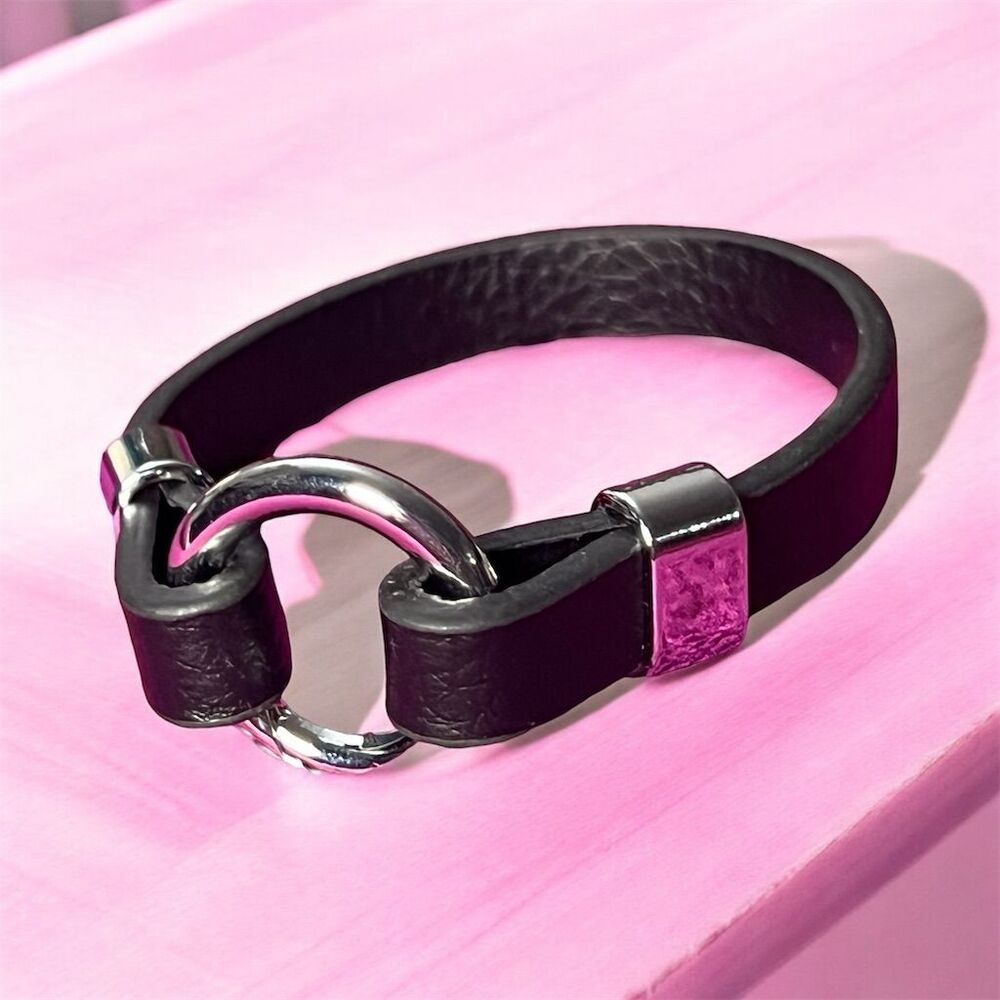 Elegant Black Leather Bracelet with Silver Ring Clasp Unisex Fashion - Picture 11 of 14